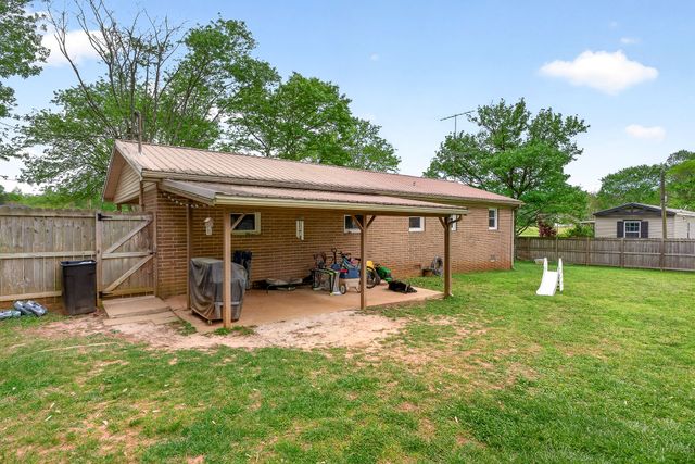 237 Armstrong Rd, Doyle, TN 38559