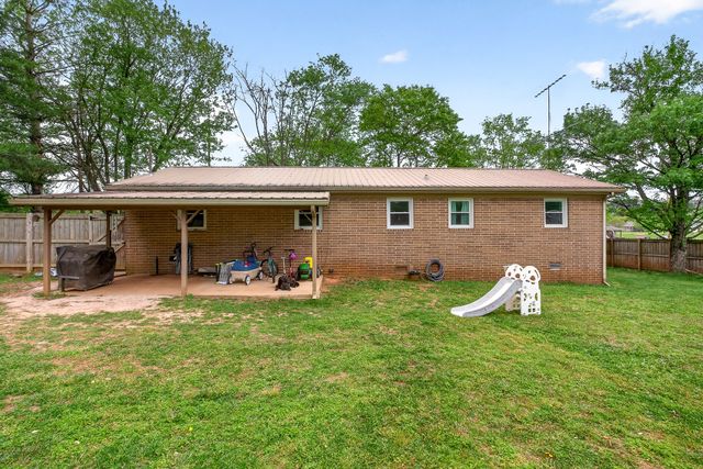 237 Armstrong Rd, Doyle, TN 38559