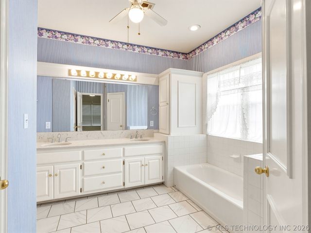 1409 Timber Lane, Mcalester, OK 74501