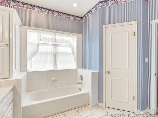 1409 Timber Lane, Mcalester, OK 74501