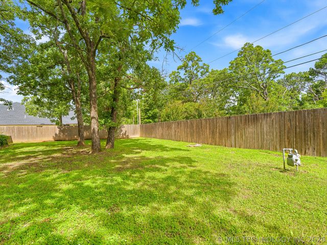 1409 Timber Lane, Mcalester, OK 74501