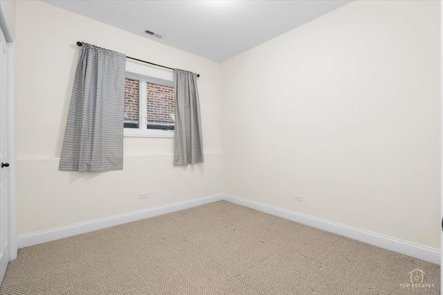 3326 S Lituanica Avenue, Chicago, IL 60608