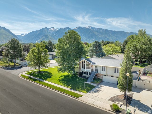 2088 FALCON WAY, Sandy, UT 84093