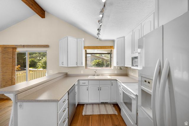 2088 FALCON WAY, Sandy, UT 84093