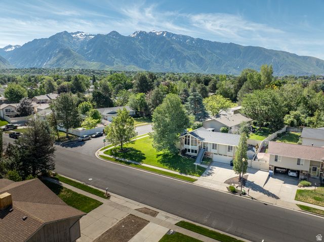 2088 FALCON WAY, Sandy, UT 84093