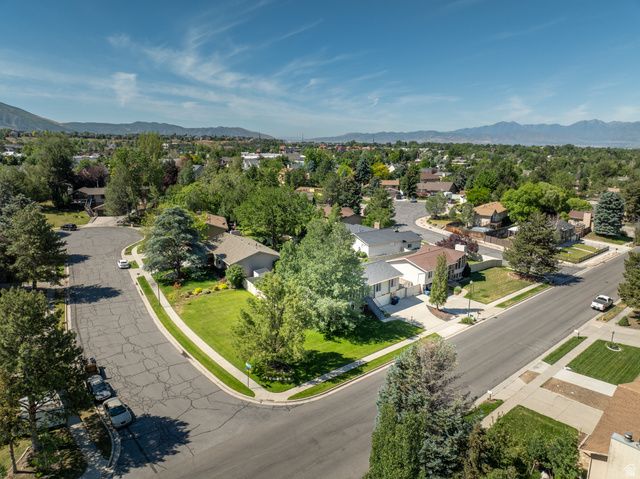 2088 FALCON WAY, Sandy, UT 84093