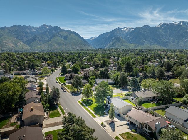 2088 FALCON WAY, Sandy, UT 84093