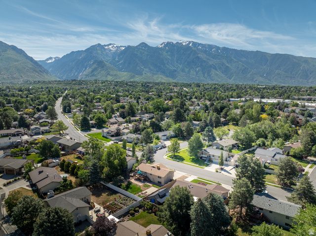 2088 FALCON WAY, Sandy, UT 84093