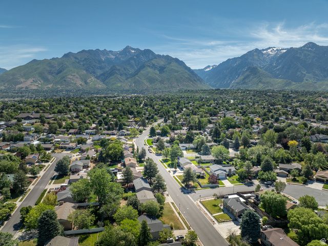 2088 FALCON WAY, Sandy, UT 84093