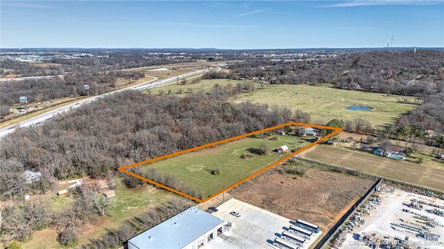 4970 Wildwood Lane, Springdale, AR 72762