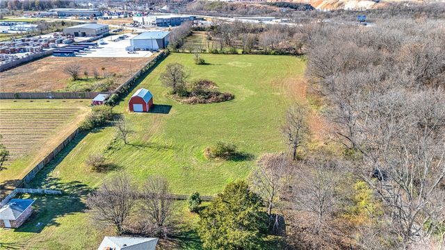 4970 Wildwood Lane, Springdale, AR 72762