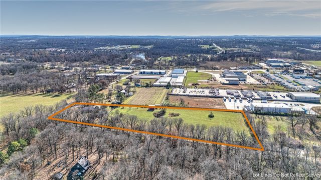 4970 Wildwood Lane, Springdale, AR 72762