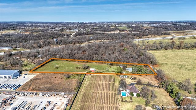 4970 Wildwood Lane, Springdale, AR 72762