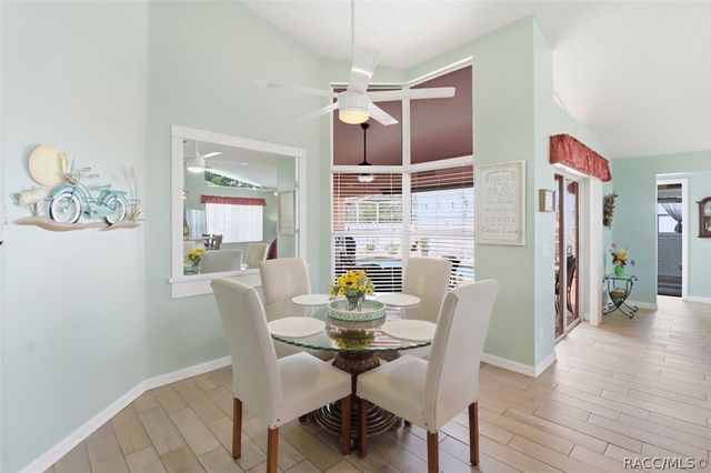 5639 W Hunters Ridge Circle, Lecanto, FL 34461