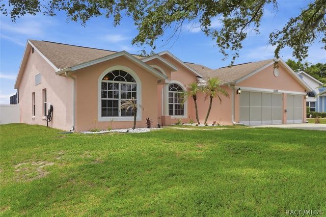 5639 W Hunters Ridge Circle, Lecanto, FL 34461