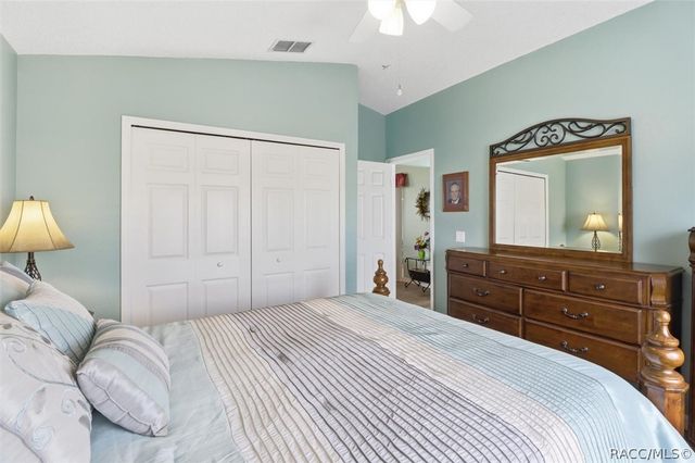 5639 W Hunters Ridge Circle, Lecanto, FL 34461