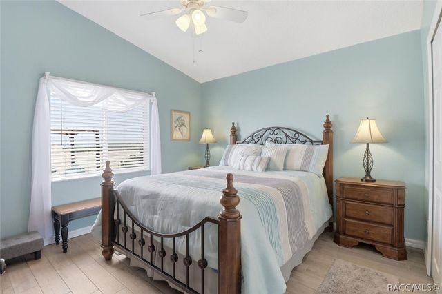 5639 W Hunters Ridge Circle, Lecanto, FL 34461