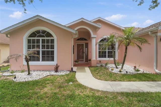 5639 W Hunters Ridge Circle, Lecanto, FL 34461