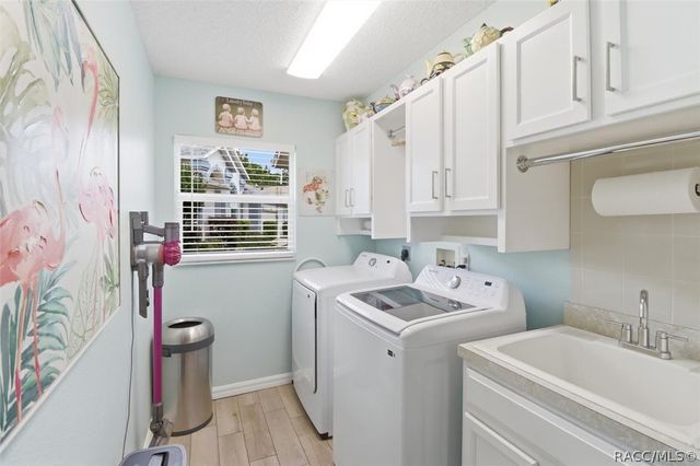 5639 W Hunters Ridge Circle, Lecanto, FL 34461