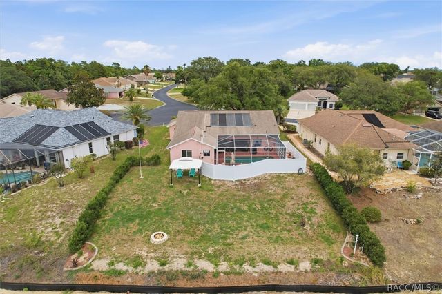 5639 W Hunters Ridge Circle, Lecanto, FL 34461