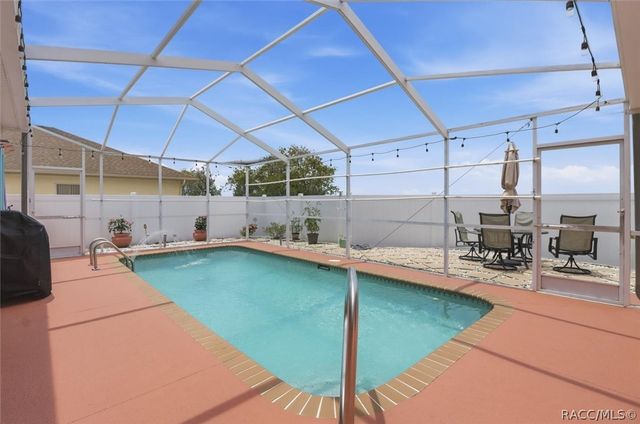 5639 W Hunters Ridge Circle, Lecanto, FL 34461