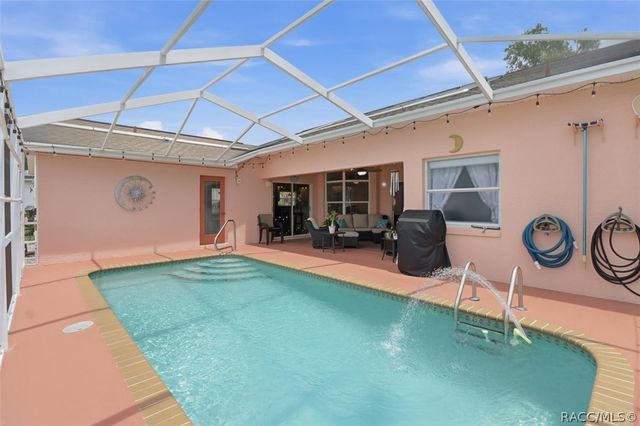 5639 W Hunters Ridge Circle, Lecanto, FL 34461