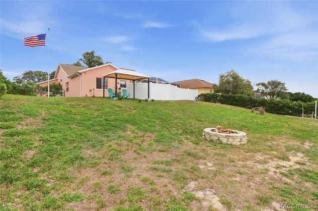 5639 W Hunters Ridge Circle, Lecanto, FL 34461