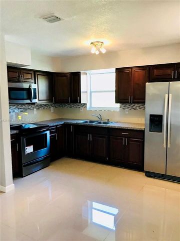 944 NW 51st St 1, Miami, FL 33127