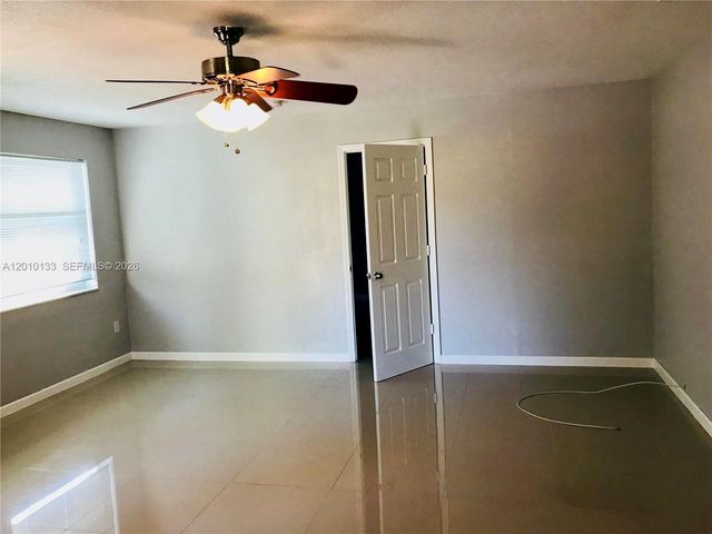 944 NW 51st St 1, Miami, FL 33127