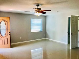 944 NW 51st St 1, Miami, FL 33127