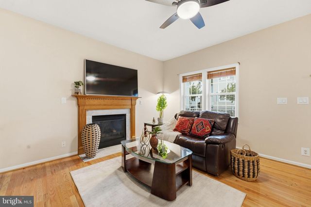 7517 COVE POINT WAY, Elkridge, MD 21075
