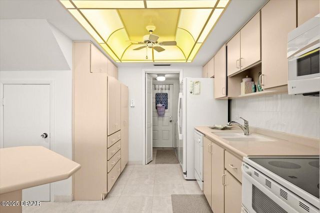 901 S Atlantic Avenue PH3, Ormond Beach, FL 32176