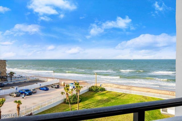 901 S Atlantic Avenue PH3, Ormond Beach, FL 32176