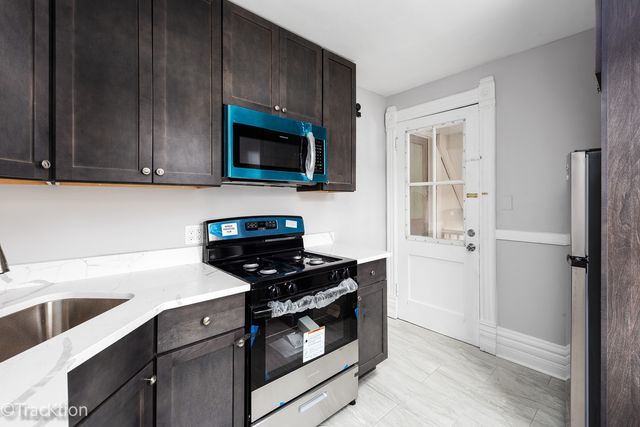 6733 31st Street, Berwyn, IL 60402