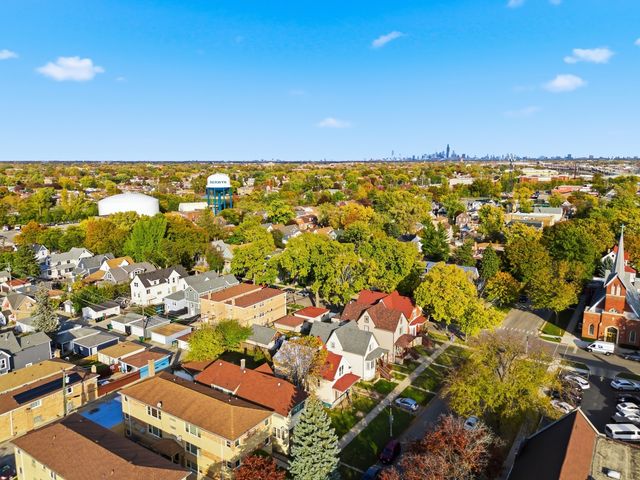 6733 31st Street, Berwyn, IL 60402