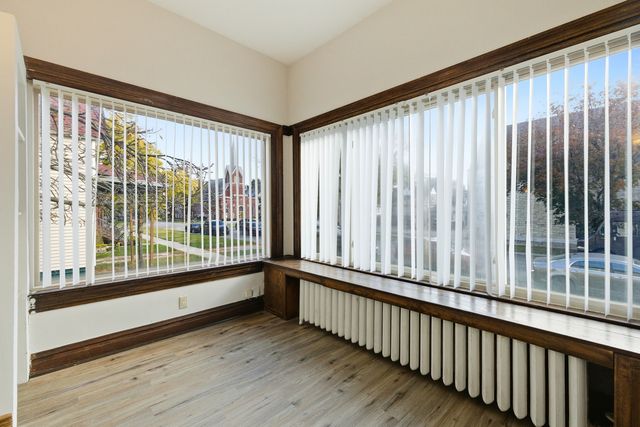 6733 31st Street, Berwyn, IL 60402