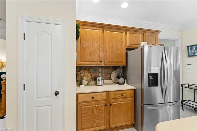 4221 Pennfield Way, High Point, NC 27262