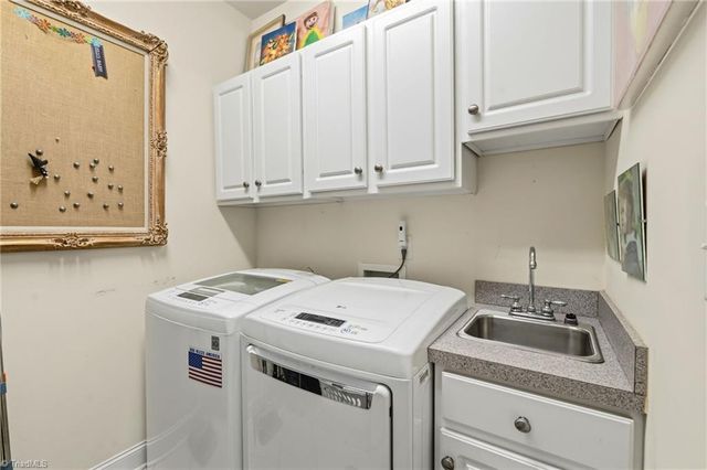 4221 Pennfield Way, High Point, NC 27262