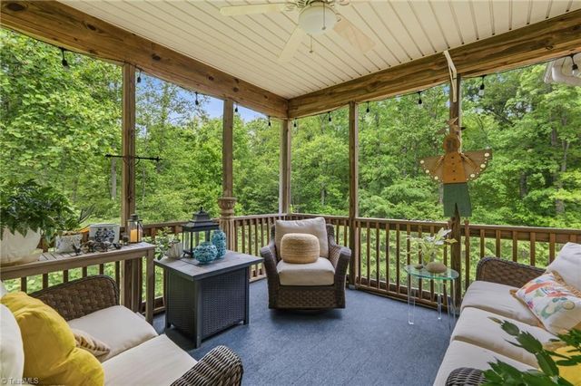 4221 Pennfield Way, High Point, NC 27262