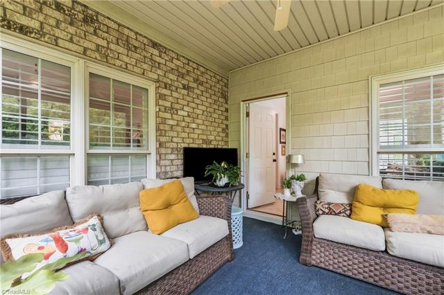 4221 Pennfield Way, High Point, NC 27262