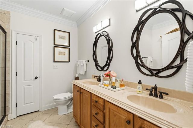 4221 Pennfield Way, High Point, NC 27262