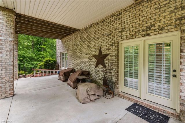 4221 Pennfield Way, High Point, NC 27262