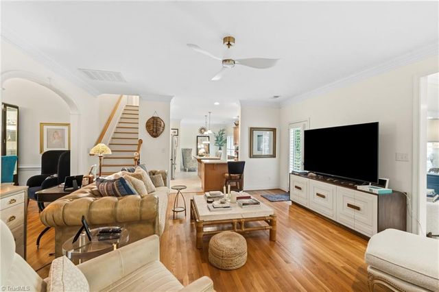 4221 Pennfield Way, High Point, NC 27262