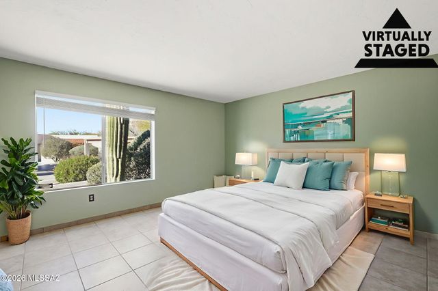 5731 N Camino Esplendora, Tucson, AZ 85718