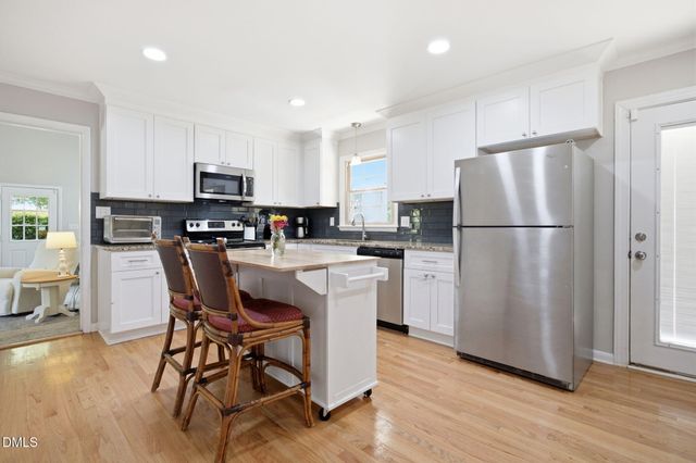 817 Chatham Lane, Raleigh, NC 27610
