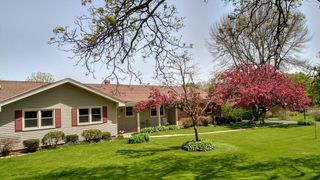 4394 S Pin Oak LANE W #254, Waukesha, WI 53189