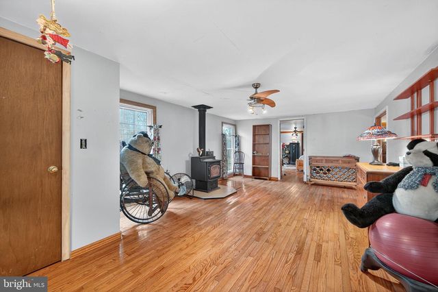 3337 DOWNS CHAPEL RD, Clayton, DE 19938