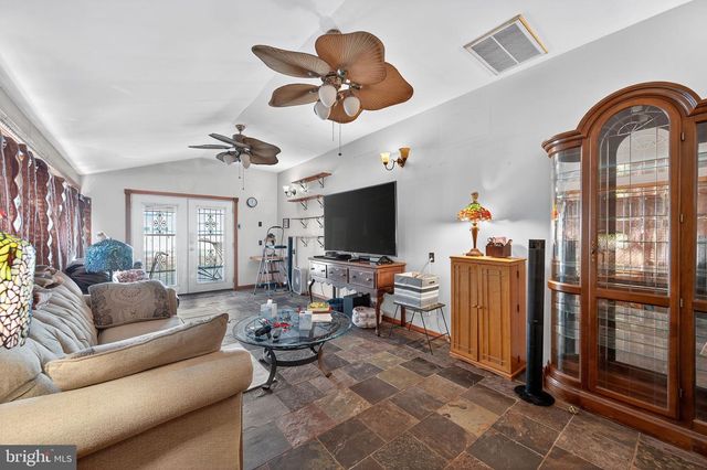 3337 DOWNS CHAPEL RD, Clayton, DE 19938