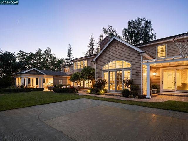 295 Barrington Ln, Alamo, CA 94507