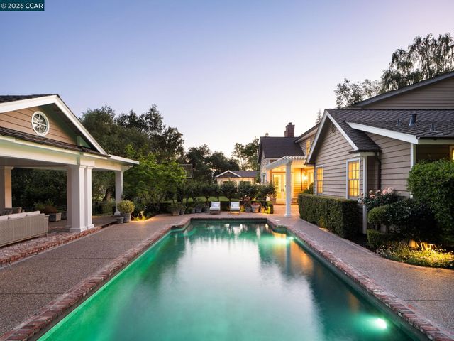 295 Barrington Ln, Alamo, CA 94507
